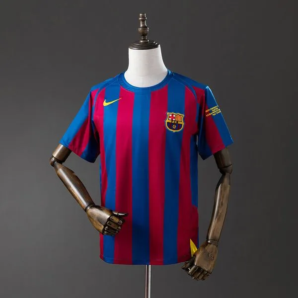Camiseta de fútbol Barcelona 2005/06 LOCAL MANGA CORTA VERSION FAN