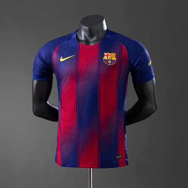 Camiseta de fútbol Barcelona 2025/26 LOCAL MANGA CORTA VERSION JUGADOR
