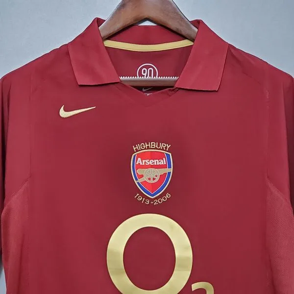 Camiseta de fútbol Arsenal 2005/06 LOCAL MANGA CORTA VERSION FAN