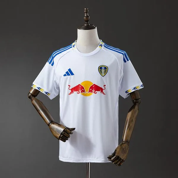 Camiseta de fútbol Leeds United 2025/26 LOCAL MANGA CORTA VERSION FAN