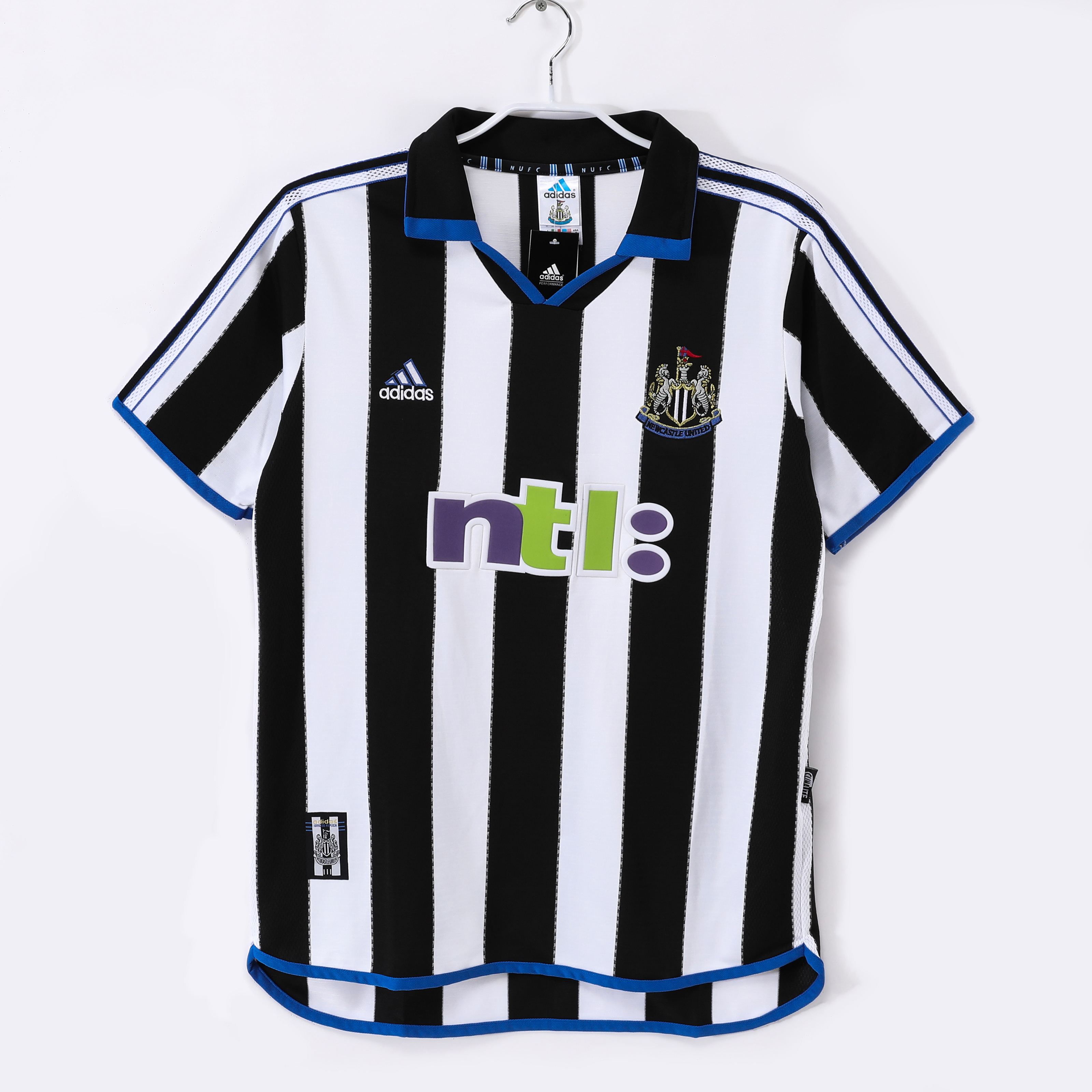 Camiseta de fútbol Newcastle 2000/01 LOCAL MANGA CORTA VERSION FAN