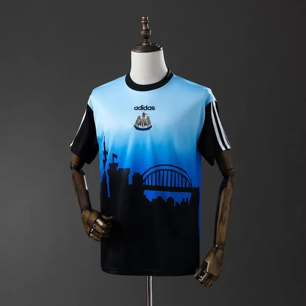 Camiseta de fútbol Newcastle 1996/97 ESPECIAL MANGA CORTA VERSION FAN