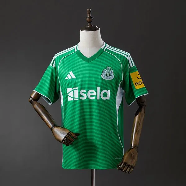 Camiseta de fútbol Newcastle 2025/26 VISITANTE MANGA CORTA VERSION FAN