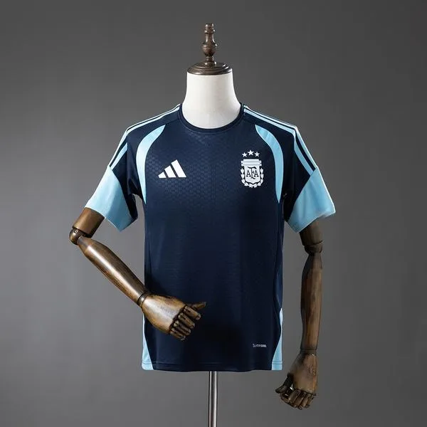 Camiseta de fútbol Argentina 2026 ESPECIAL MANGA CORTA VERSION FAN