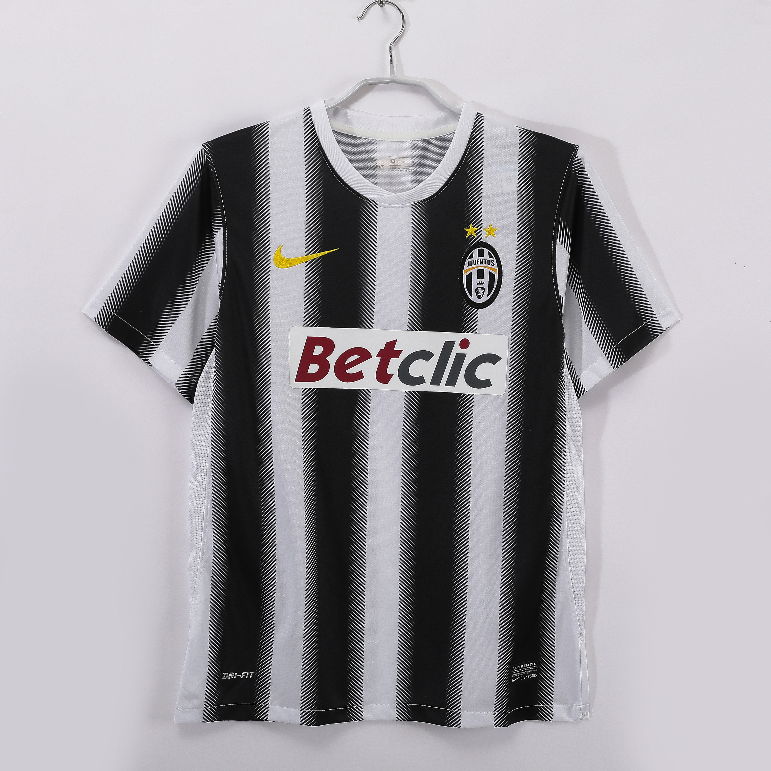 Camiseta de fútbol Juventus 2011/12 LOCAL MANGA CORTA VERSION FAN